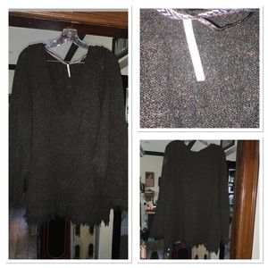 Free People  lightweight sweater